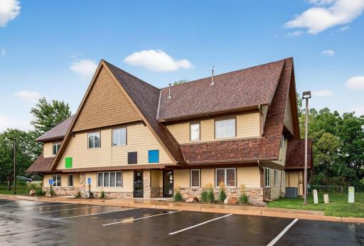 2115 County Road D E, 200, Saint Paul, MN 55109