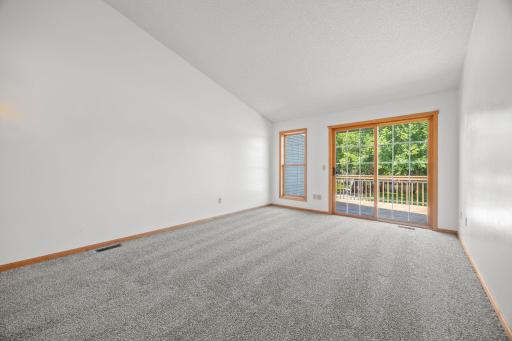 775 Rockford Avenue E, Delano, MN 55328
