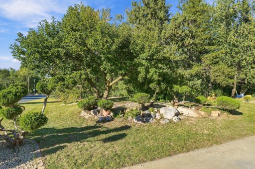 975 Jewel Avenue N, Lake Elmo, MN 55042