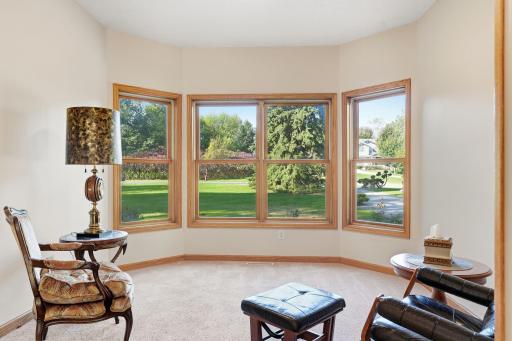 975 Jewel Avenue N, Lake Elmo, MN 55042