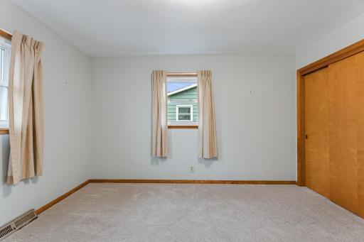 823 East Street S, Caledonia, MN 55921