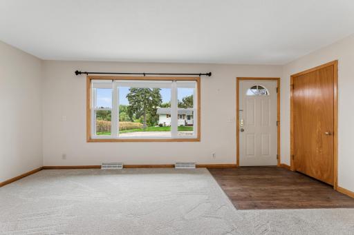 823 East Street S, Caledonia, MN 55921
