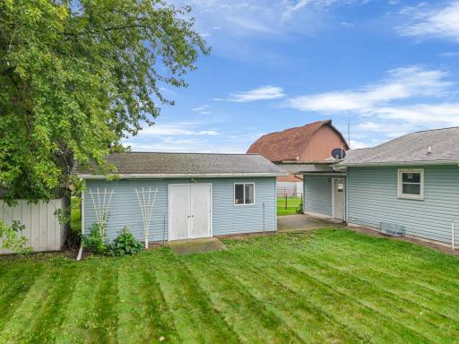 823 East Street S, Caledonia, MN 55921