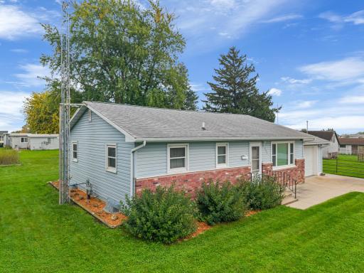 823 East Street S, Caledonia, MN 55921
