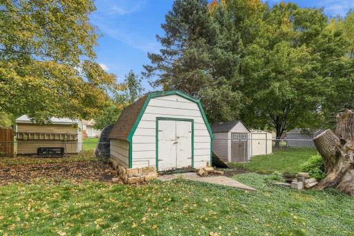 610 4th Street W, Maple Lake, MN 55358