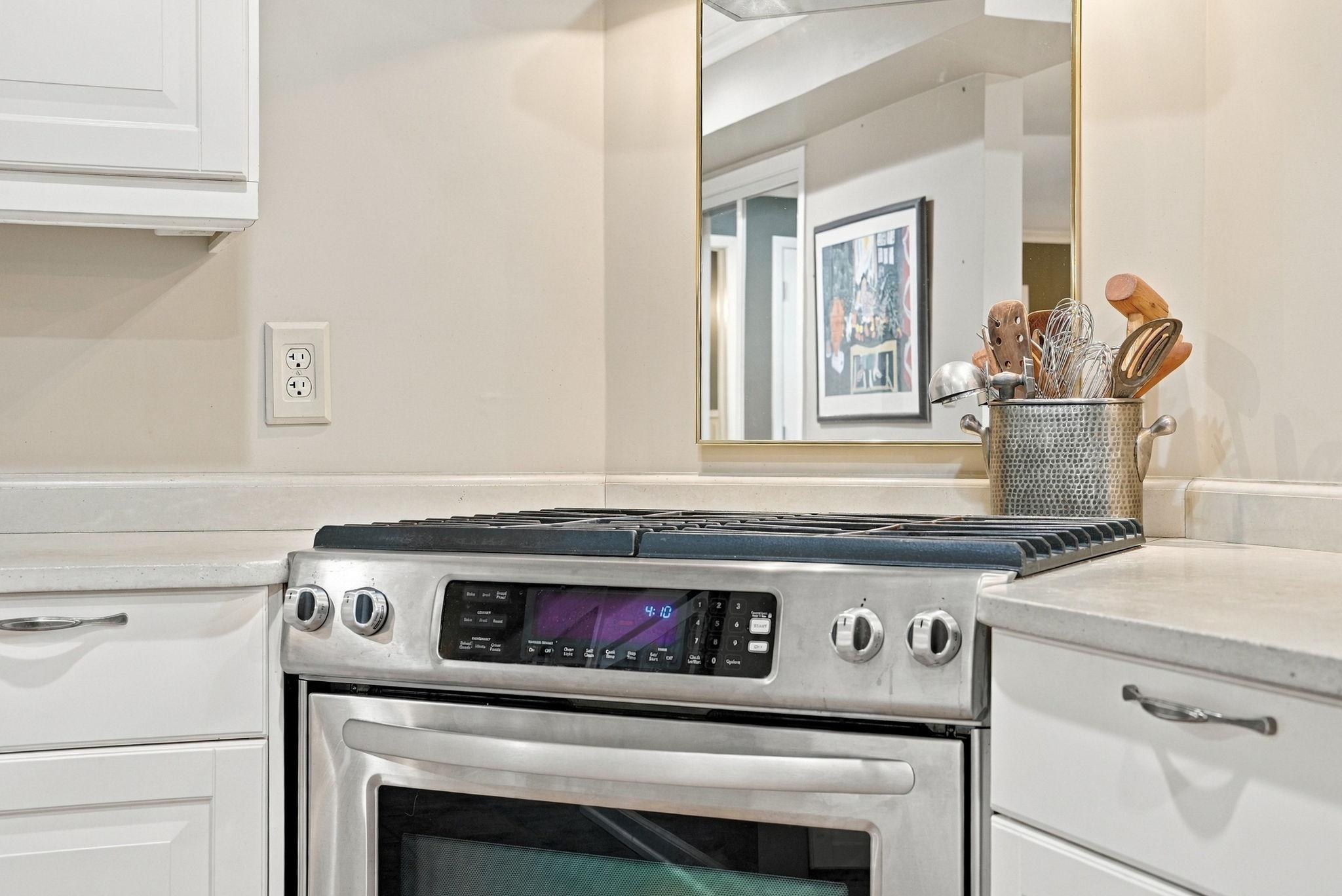 29-web-or-mls-6109_Tingdale_Avenue_Minneapolis_086.jpg