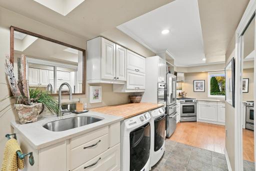 6109 Tingdale Avenue, Edina, MN 55436