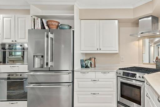 25-web-or-mls-6109_Tingdale_Avenue_Minneapolis_007.jpg
