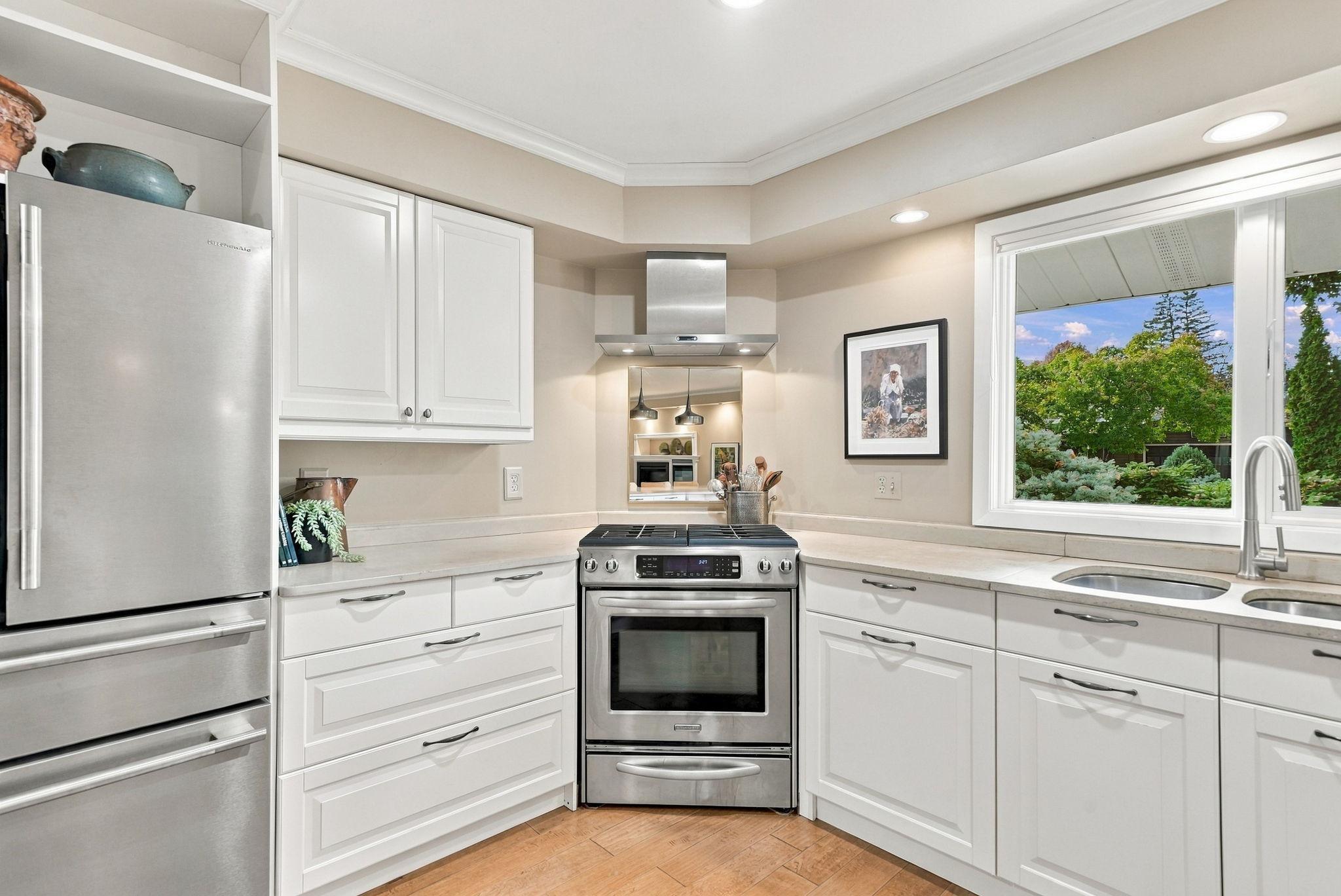 28-web-or-mls-6109_Tingdale_Avenue_Minneapolis_009.jpg