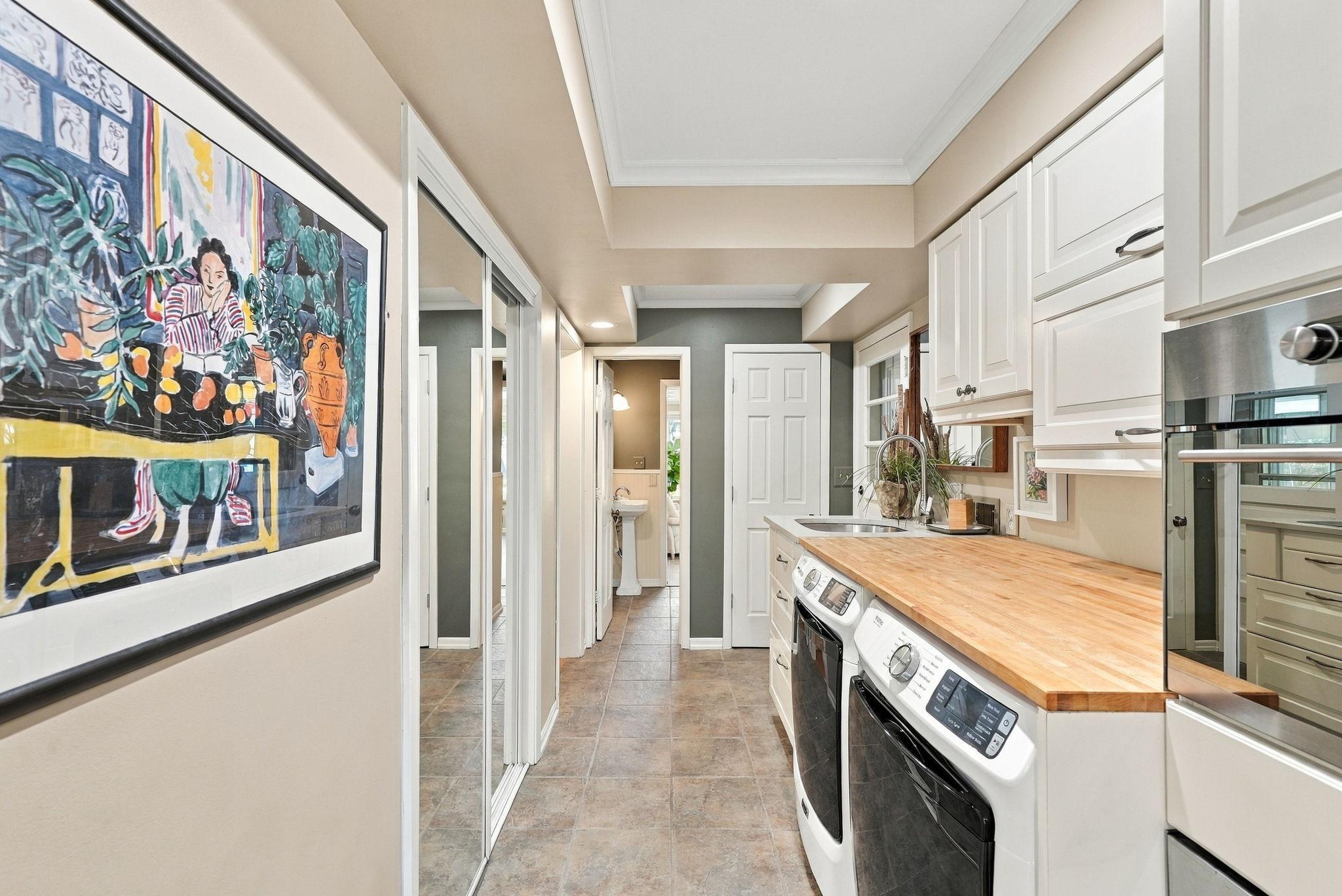 5-web-or-mls-6109_Tingdale_Avenue_Minneapolis_004.jpg
