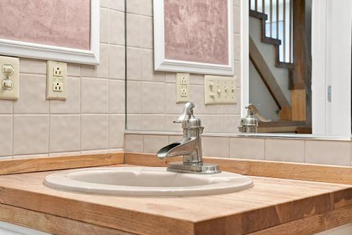 99-web-or-mls-6109_Tingdale_Avenue_Minneapolis_095.jpg