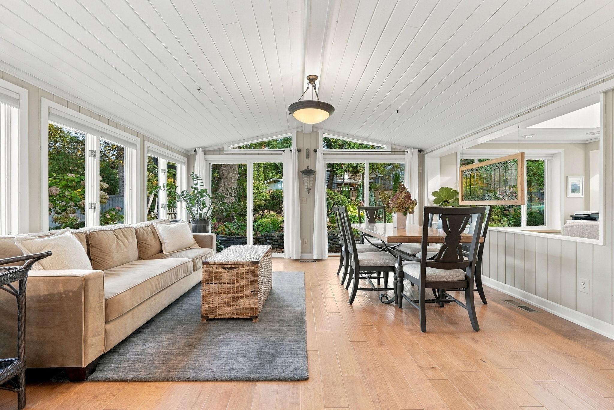 16-web-or-mls-6109_Tingdale_Avenue_Minneapolis_021.jpg