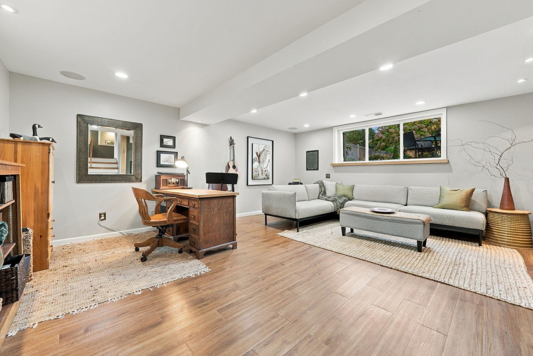 47-web-or-mls-6109_Tingdale_Avenue_Minneapolis_037.jpg