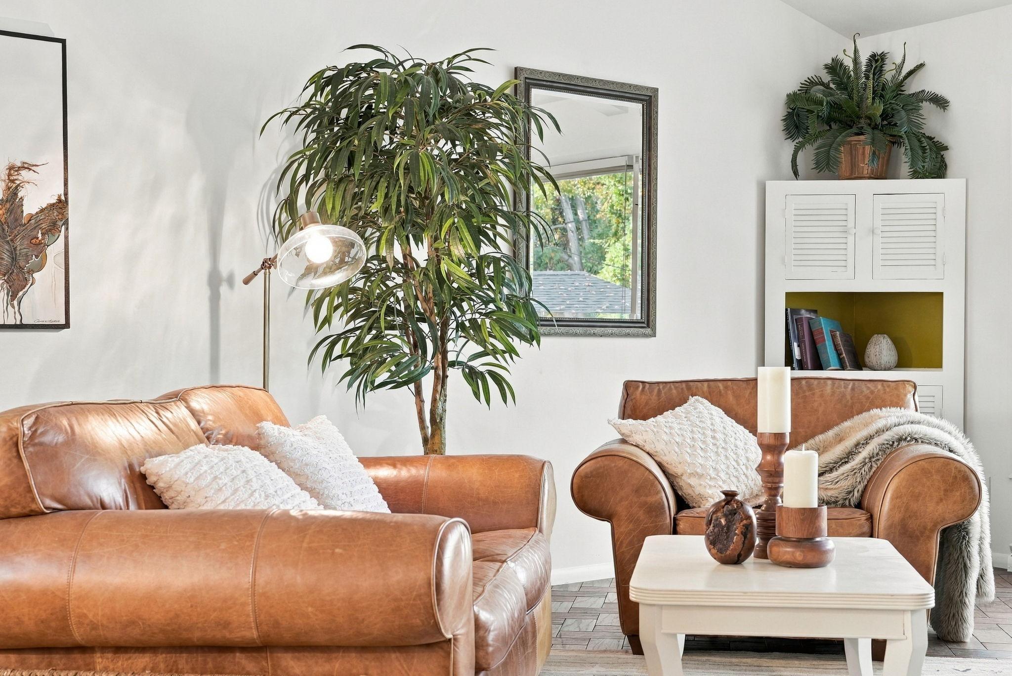 52-web-or-mls-6109_Tingdale_Avenue_Minneapolis_096.jpg