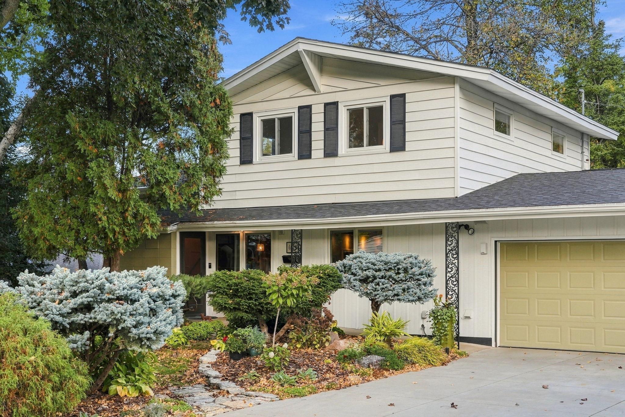 100-web-or-mls-6109_Tingdale_Avenue_Minneapolis_101.jpg