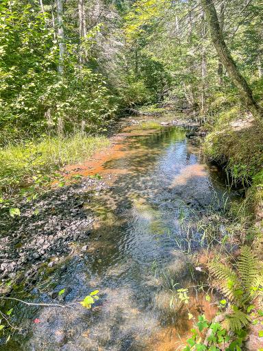 5190 E Koenen Road, South Range, WI 54874