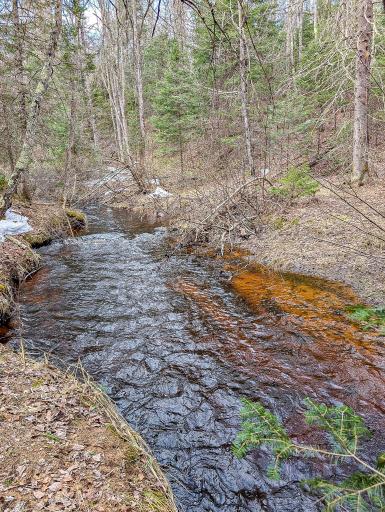 5190 E Koenen Road, South Range, WI 54874