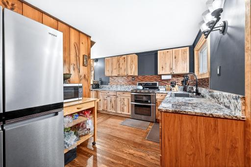 5190 E Koenen Road, South Range, WI 54874
