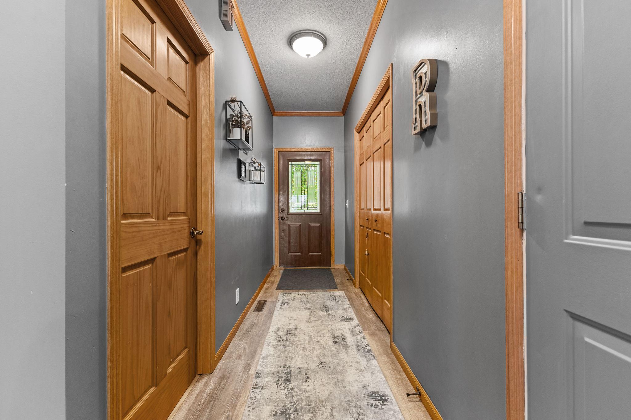 Vivid Spaces_28329 Lakeside Ln_010.JPG