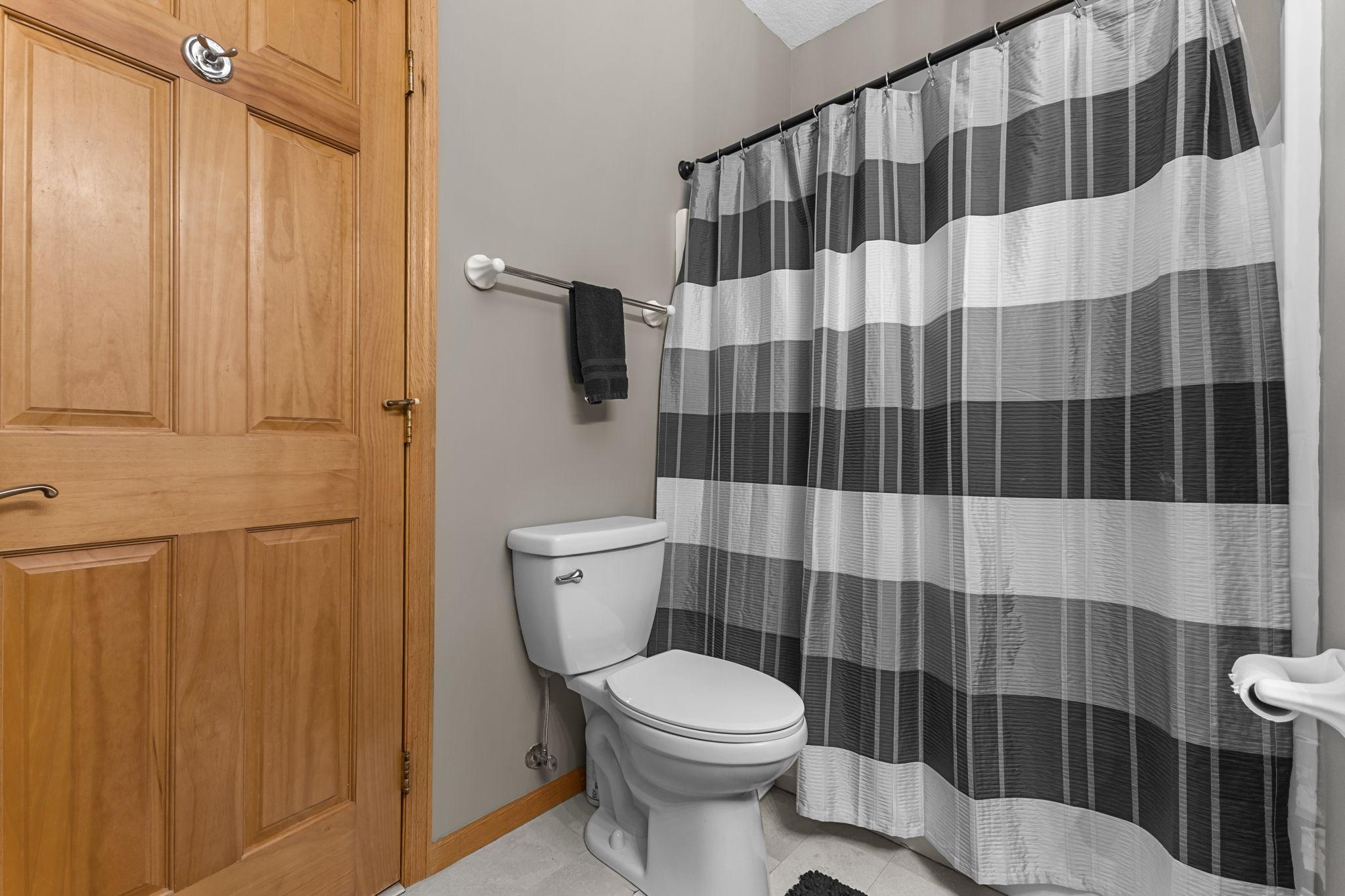 Vivid Spaces_28329 Lakeside Ln_033.JPG