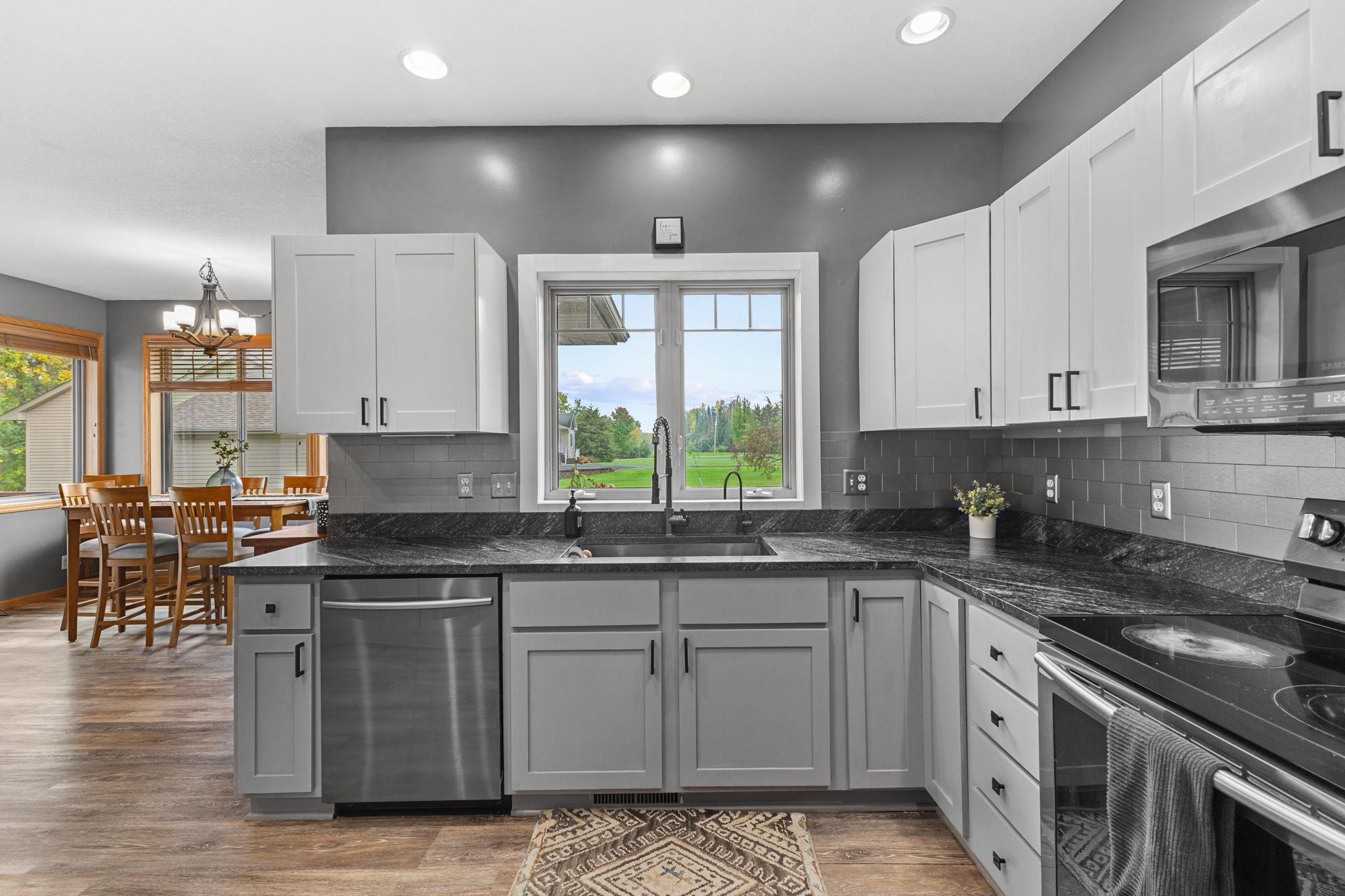 Vivid Spaces_28329 Lakeside Ln_014.JPG