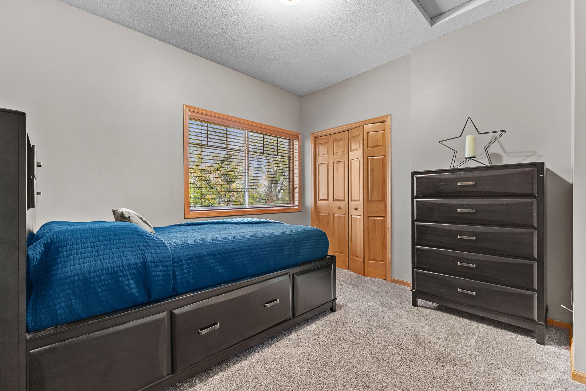 Vivid Spaces_28329 Lakeside Ln_036.JPG