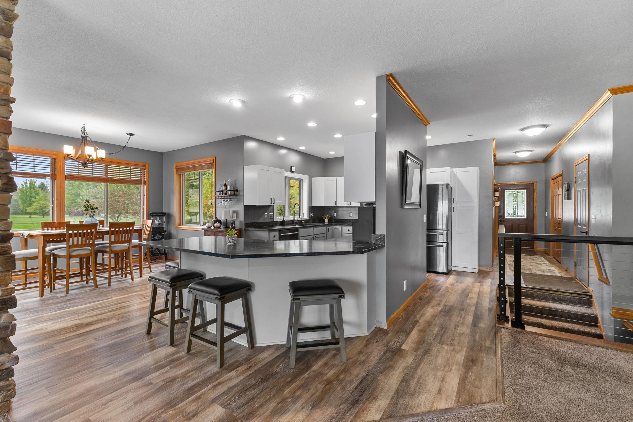 Vivid Spaces_28329 Lakeside Ln_018.JPG