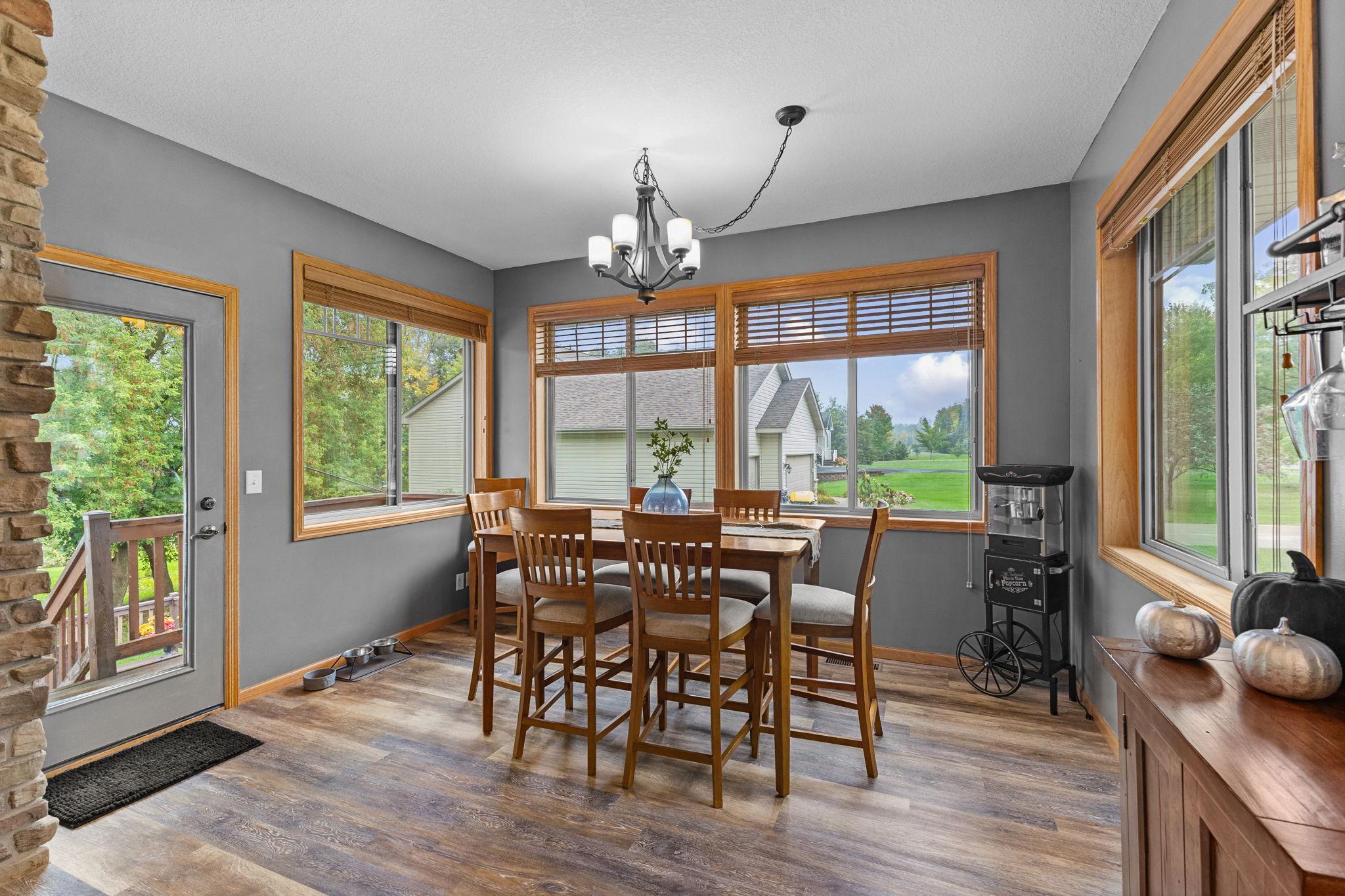 Vivid Spaces_28329 Lakeside Ln_020.JPG