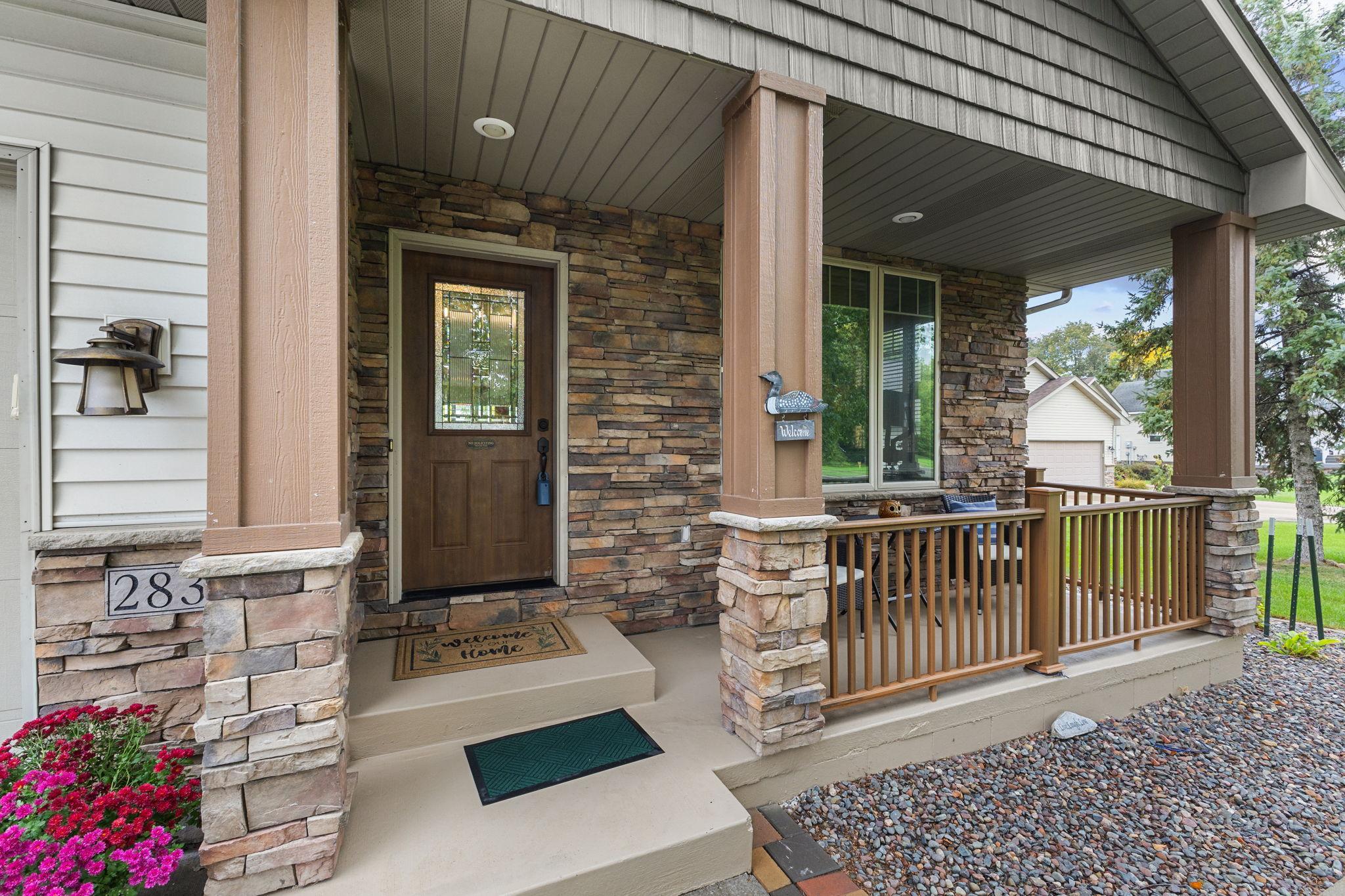 Vivid Spaces_28329 Lakeside Ln_004.JPG