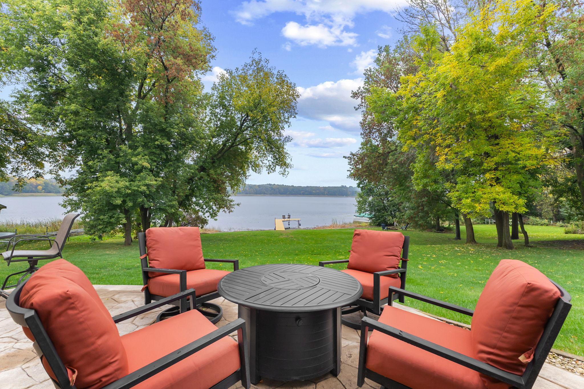 Vivid Spaces_28329 Lakeside Ln_043.JPG