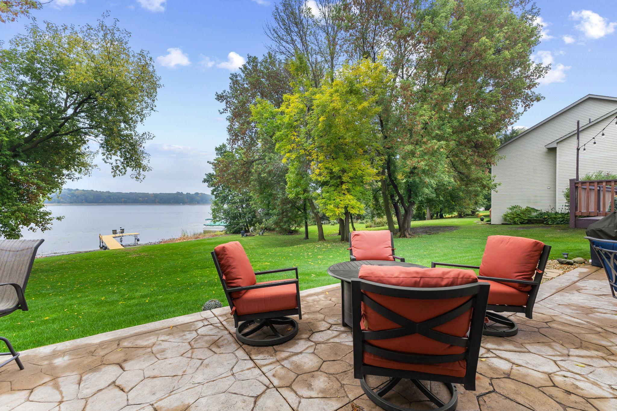 Vivid Spaces_28329 Lakeside Ln_042.JPG