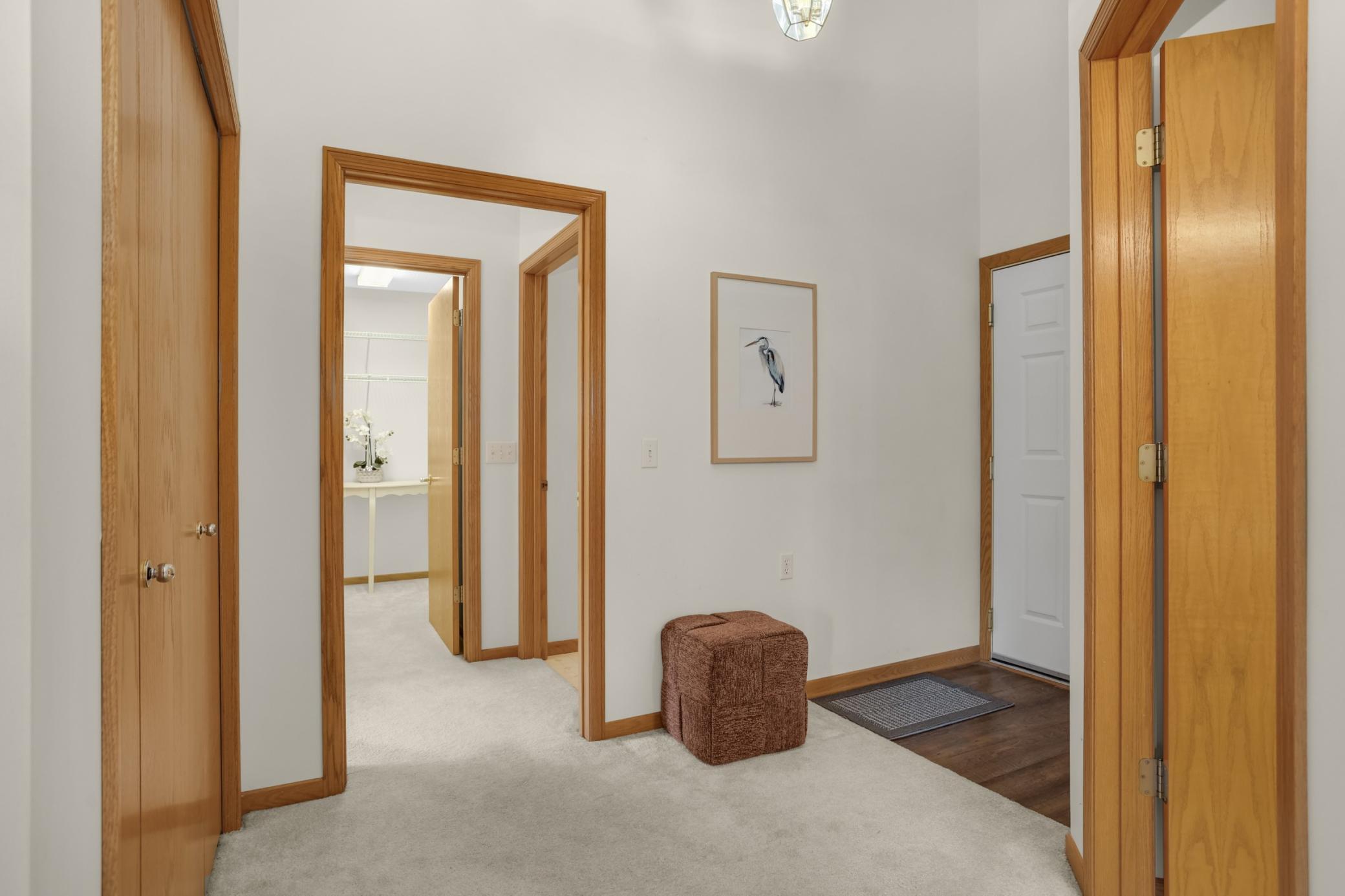 Spacious entry for greeting guests
