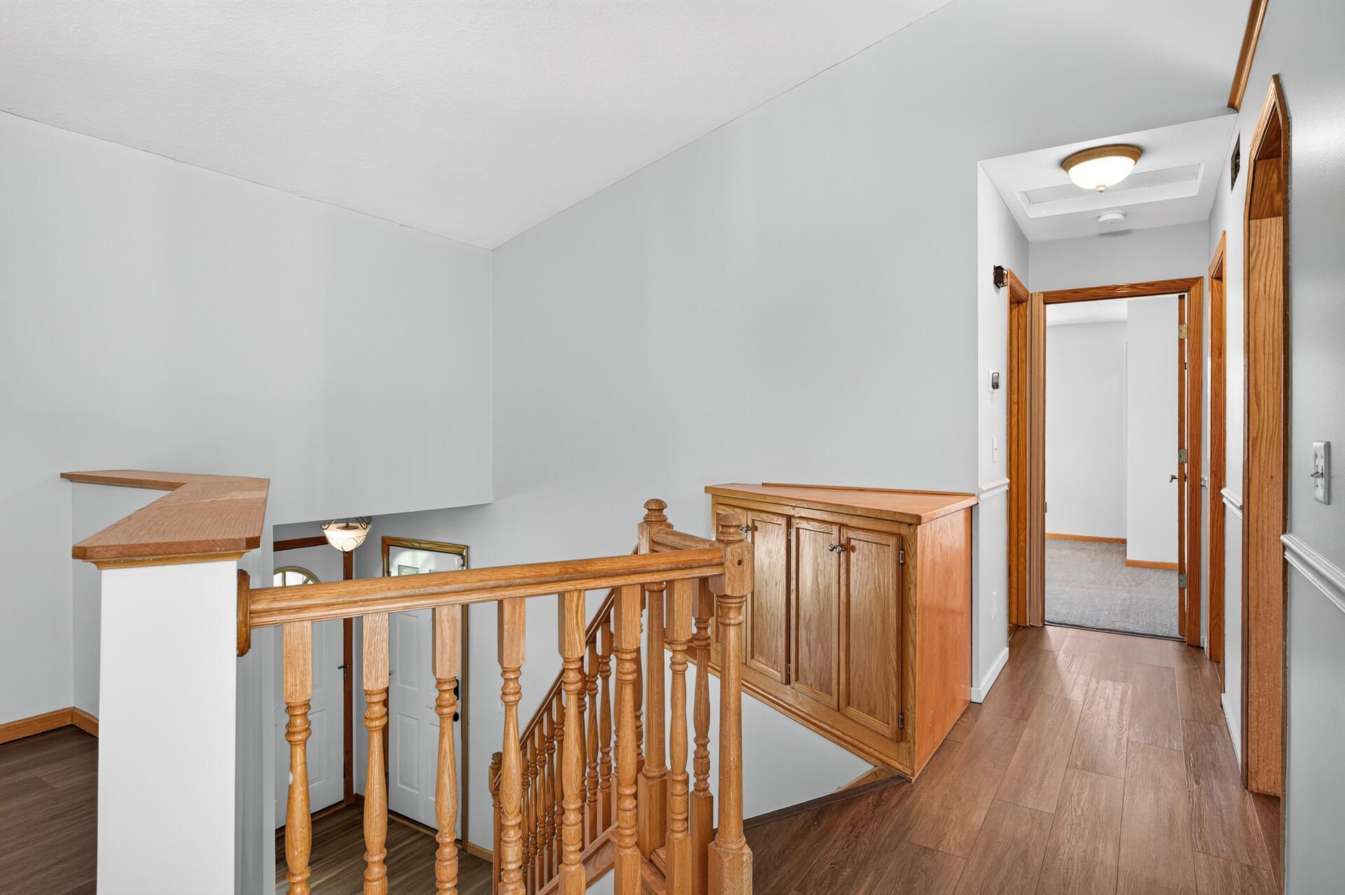 04_5660_Highland4_mls.jpg