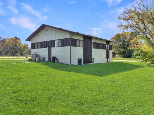 227 1st Avenue SW, Clearbrook, MN 56634