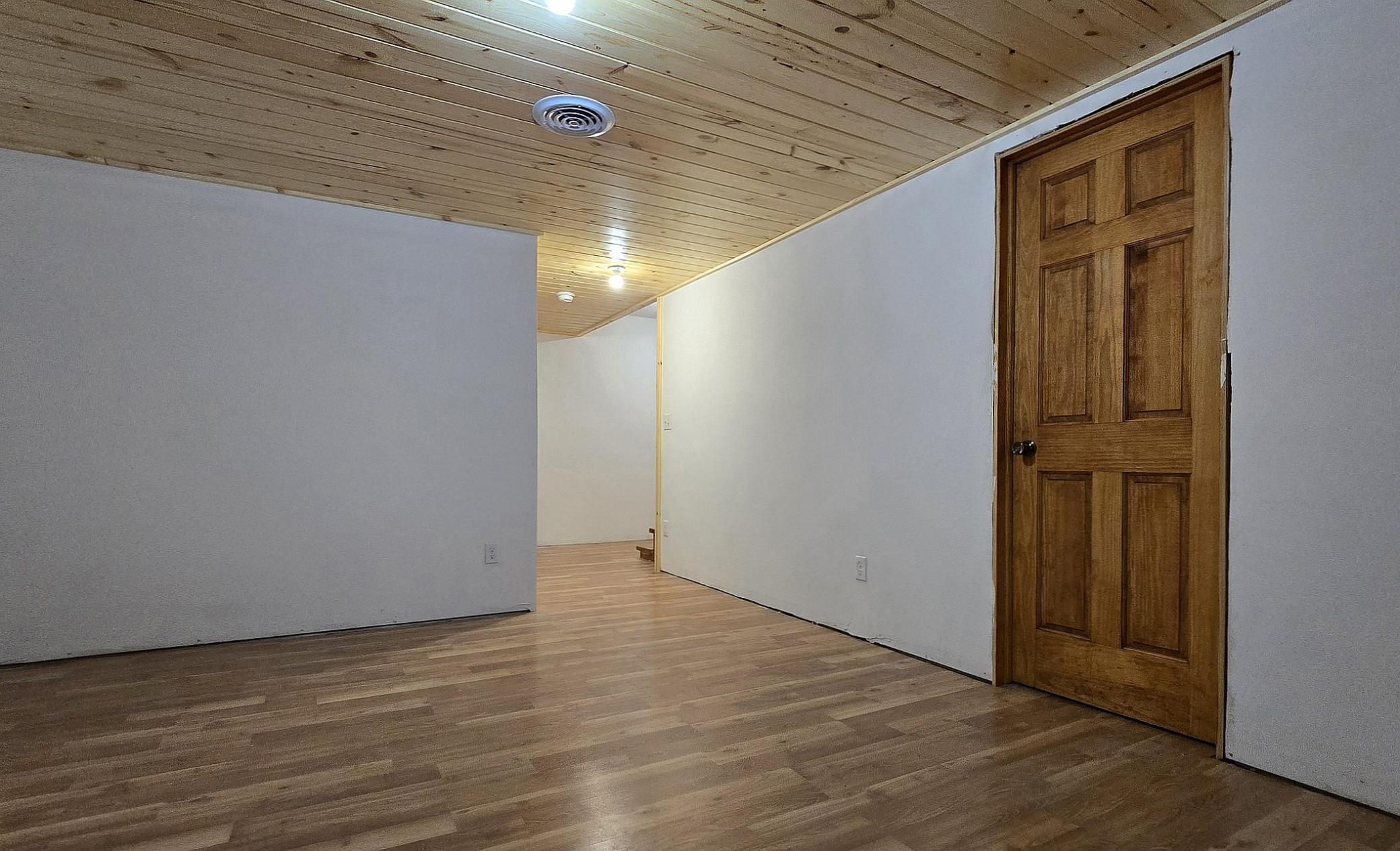 lower living area 2.jpg