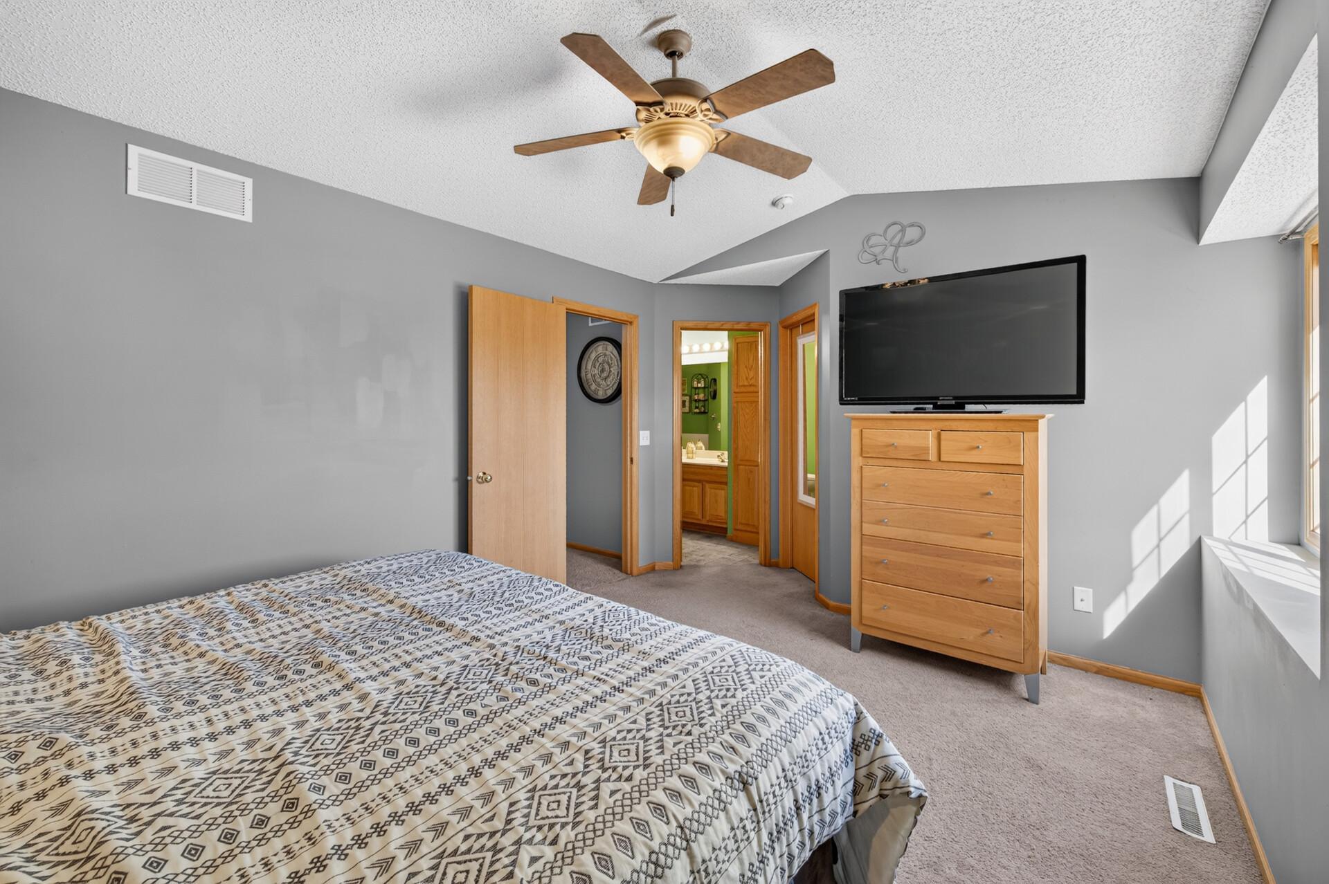 7623 Palomino Avenue NE - Primary Bedroom