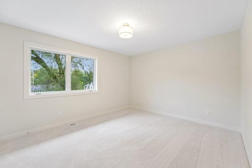 27-web-or-mls-County Road B-S0110-027.jpg