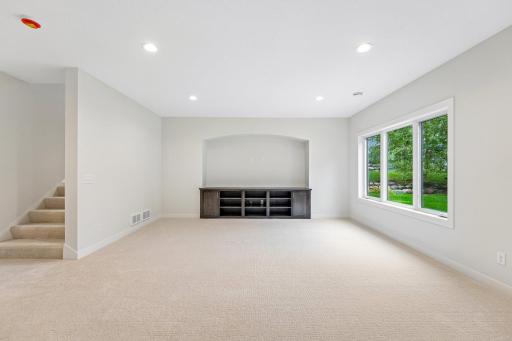 45-web-or-mls-County Road B-S0110-045.jpg
