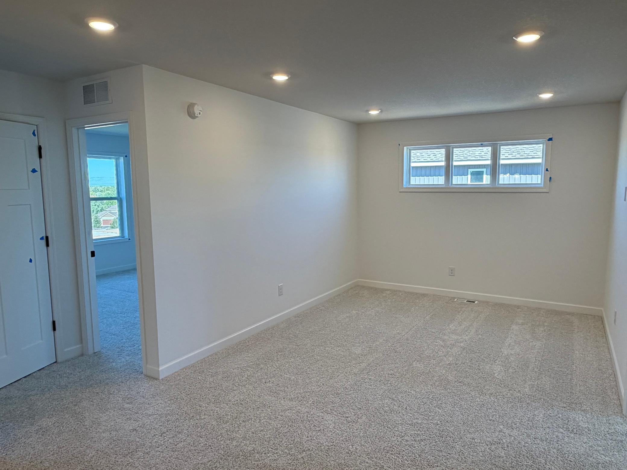 (Photo is of the actual home.)
