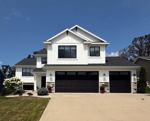 1657 Century Ridge Lane NE, Rochester, MN 55906