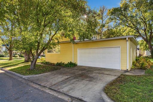 2 stall attached garage, concrete driveway