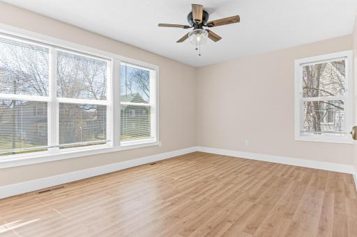 1918 Hillside Avenue N, Minneapolis, MN 55411
