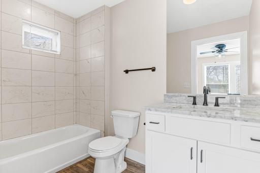 1918 Hillside Avenue N, Minneapolis, MN 55411