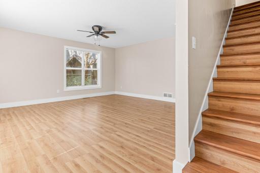 1918 Hillside Avenue N, Minneapolis, MN 55411
