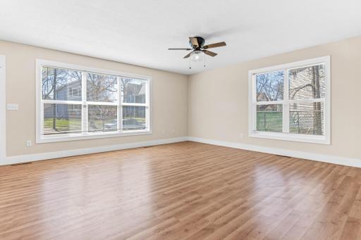 1918 Hillside Avenue N, Minneapolis, MN 55411
