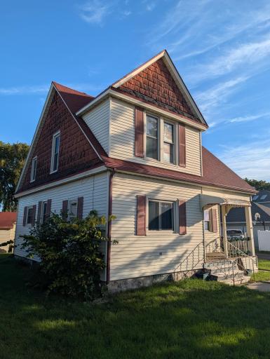 616 3rd Avenue N, Wahpeton, ND 58075