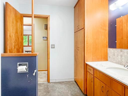 219 E Hollett Street, Tracy, MN 56175