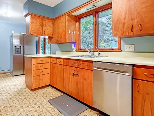 219 E Hollett Street, Tracy, MN 56175