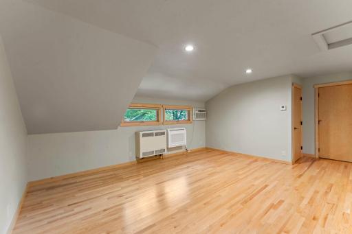 1522 Hague Avenue, Saint Paul, MN 55104