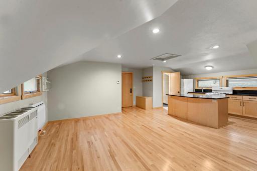 1522 Hague Avenue, Saint Paul, MN 55104